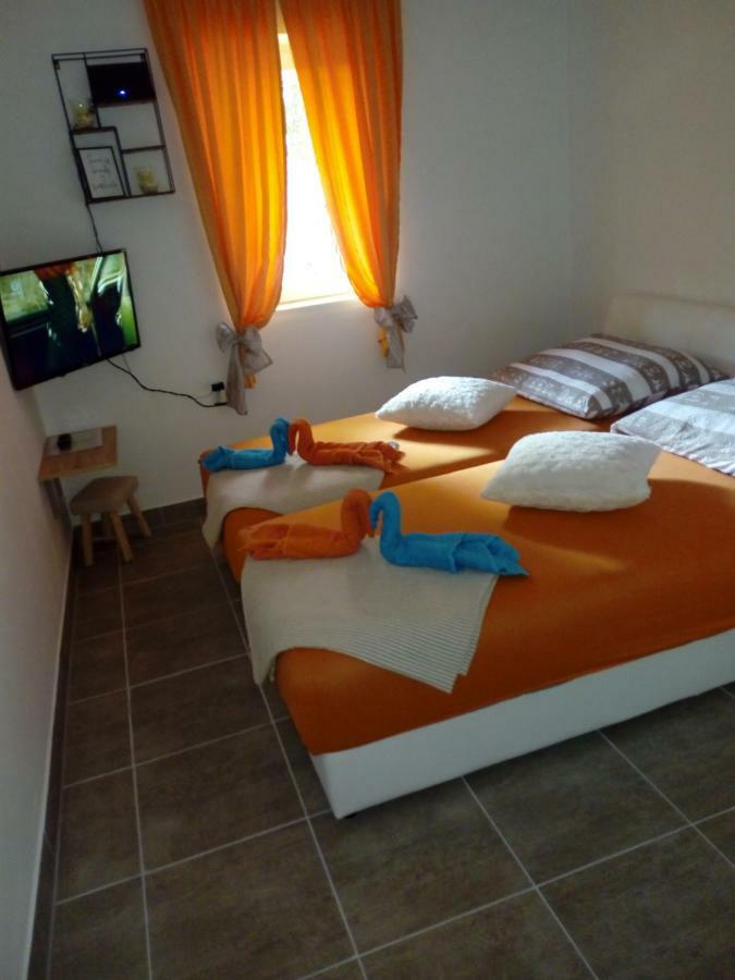 Apartman Radic Трогир Екстериор снимка